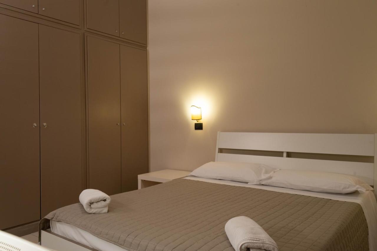 Palazzo Scammacca Apartment คาตาเนีย ภายนอก รูปภาพ