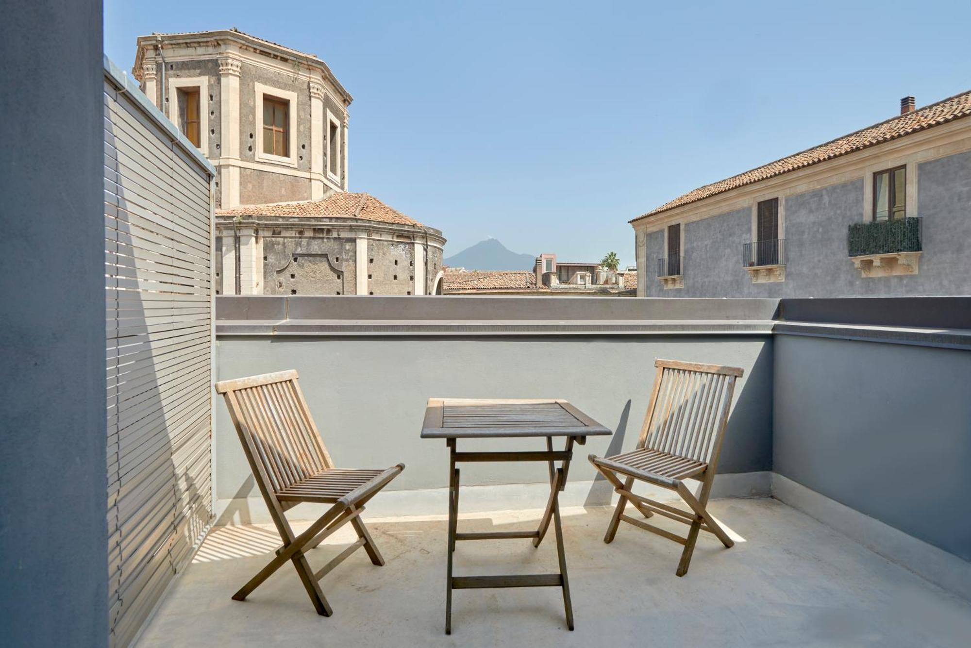 Palazzo Scammacca Apartment คาตาเนีย ภายนอก รูปภาพ