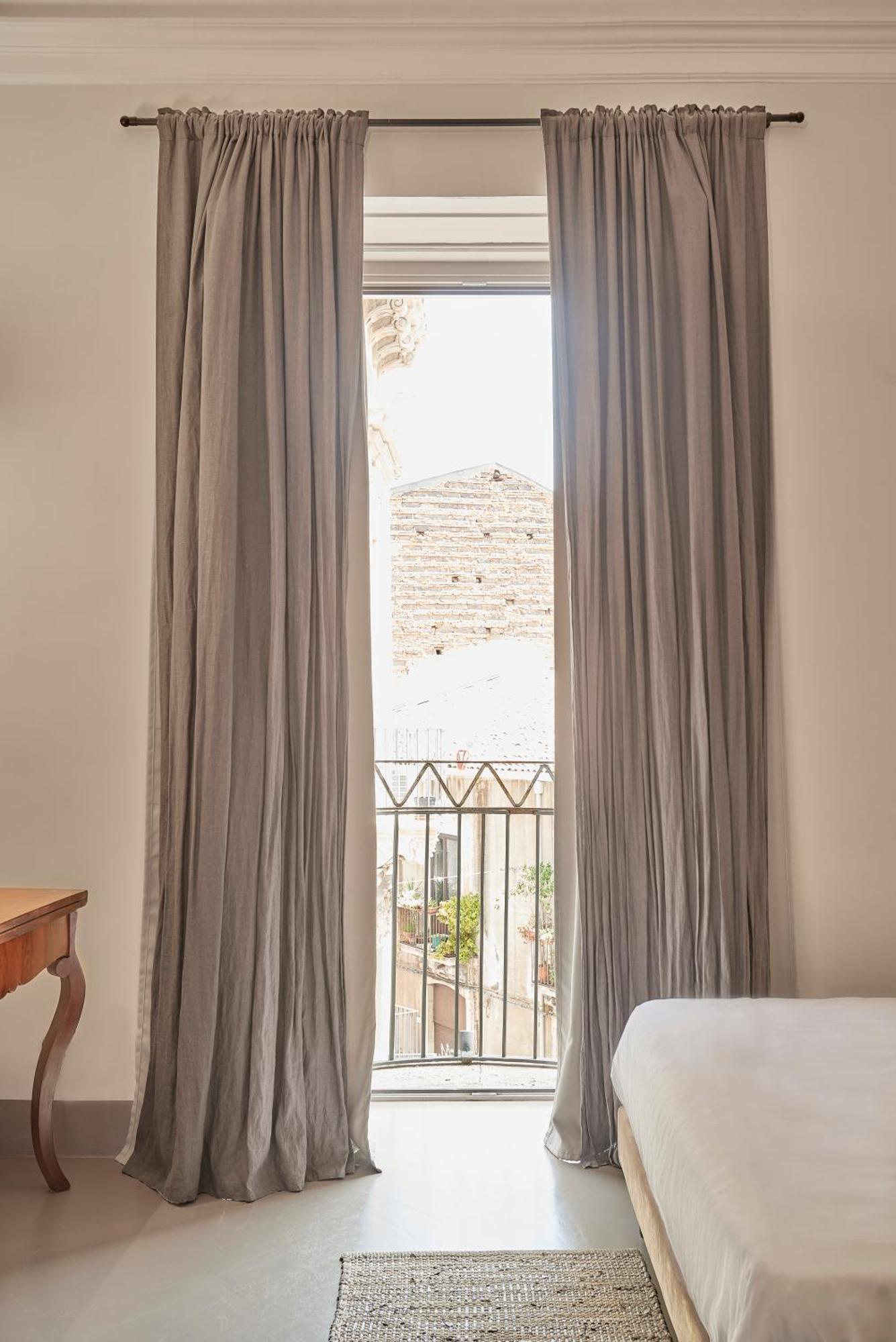 Palazzo Scammacca Apartment คาตาเนีย ภายนอก รูปภาพ
